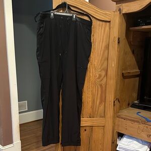Eddie Bauer Black womans Cargo Pants with Drawstring